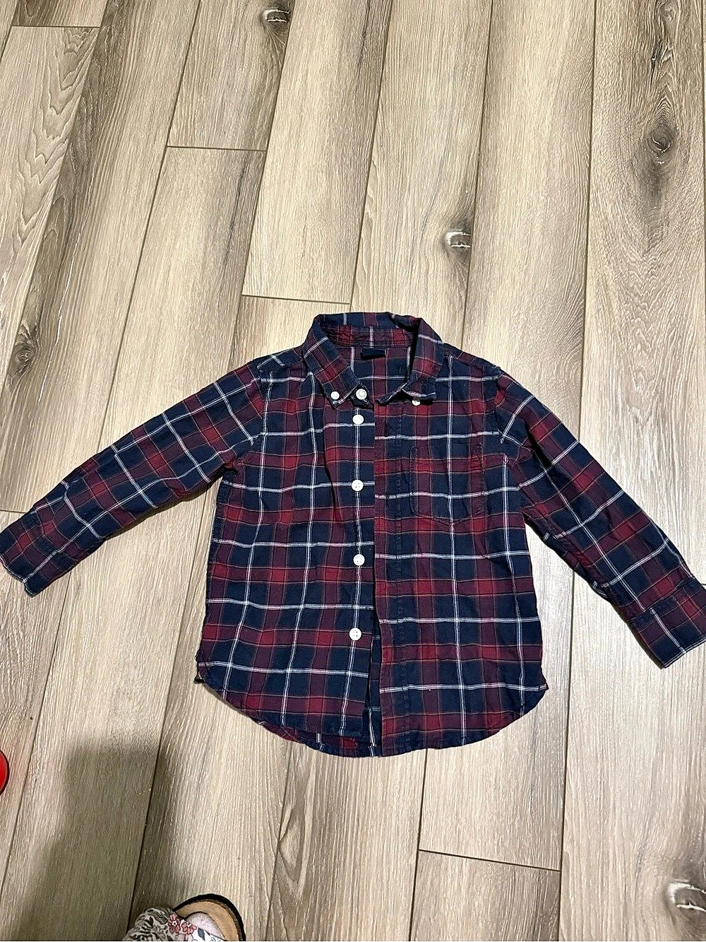 babyGap Boys Plaid Button Down Size 3T Like New